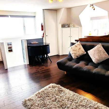 Beautiful Detached 1 Bedroom Apartment Eltham Zewnętrze zdjęcie